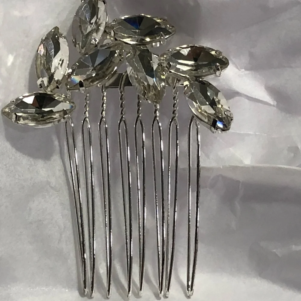 Brides & Hairpins Easton Crystal Comb Nwot